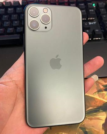 市南苹果维修点分享iPhone 11 Pro黑屏小众故障解析 